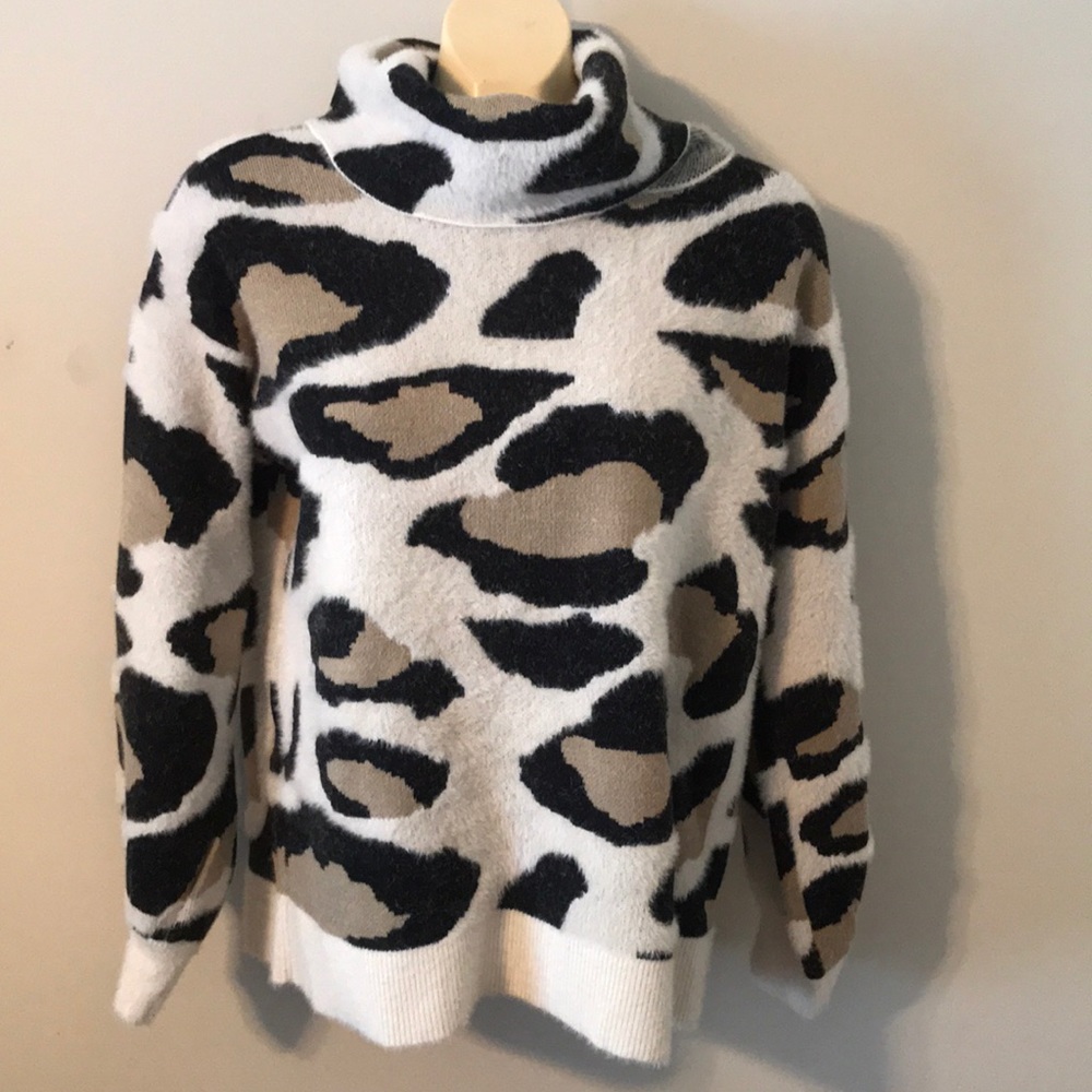 Donna Salyers Fabulous Furs Sweater